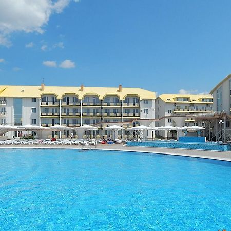 Отель Мелиоратор-Юг Koblewe Exterior foto