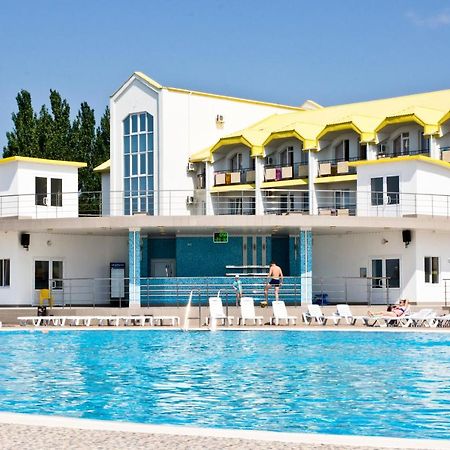 Отель Мелиоратор-Юг Koblewe Exterior foto