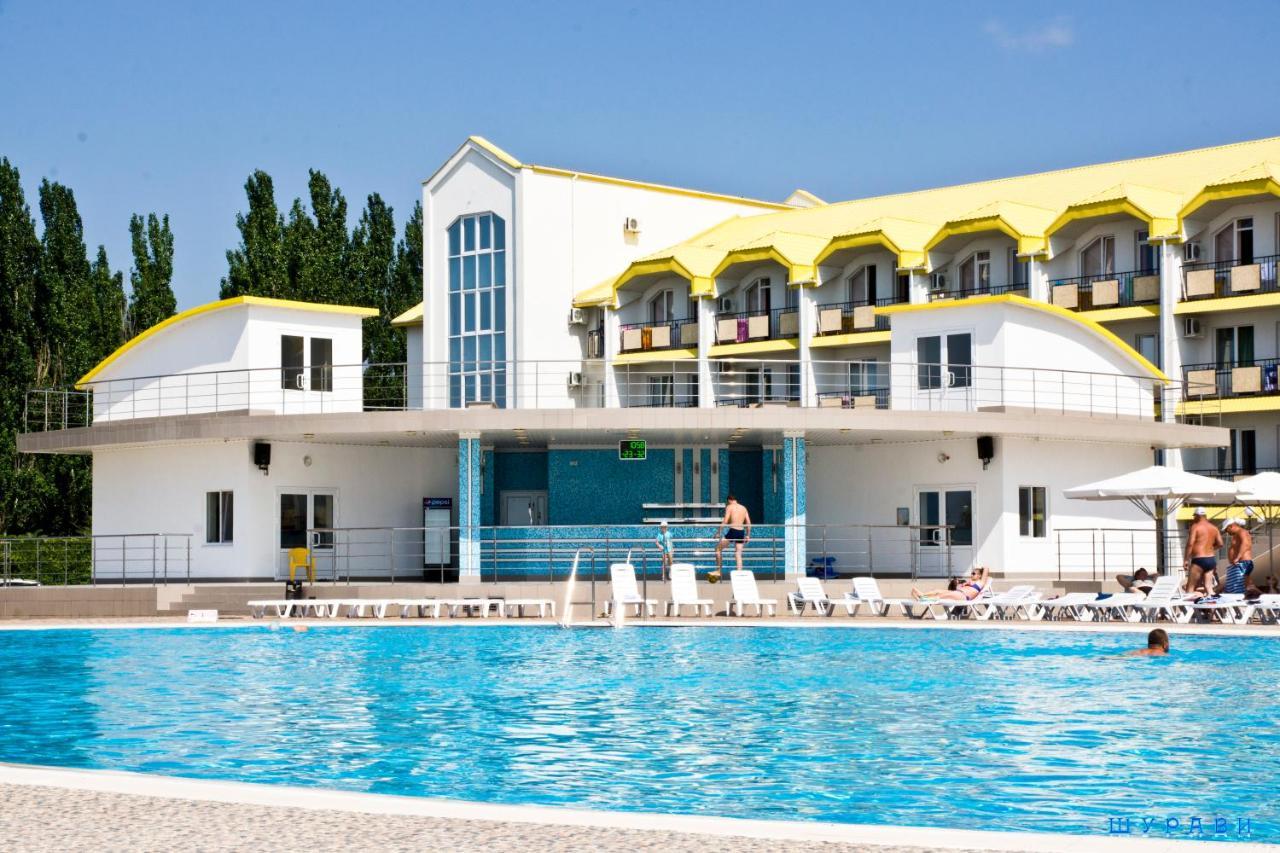 Отель Мелиоратор-Юг Koblewe Exterior foto