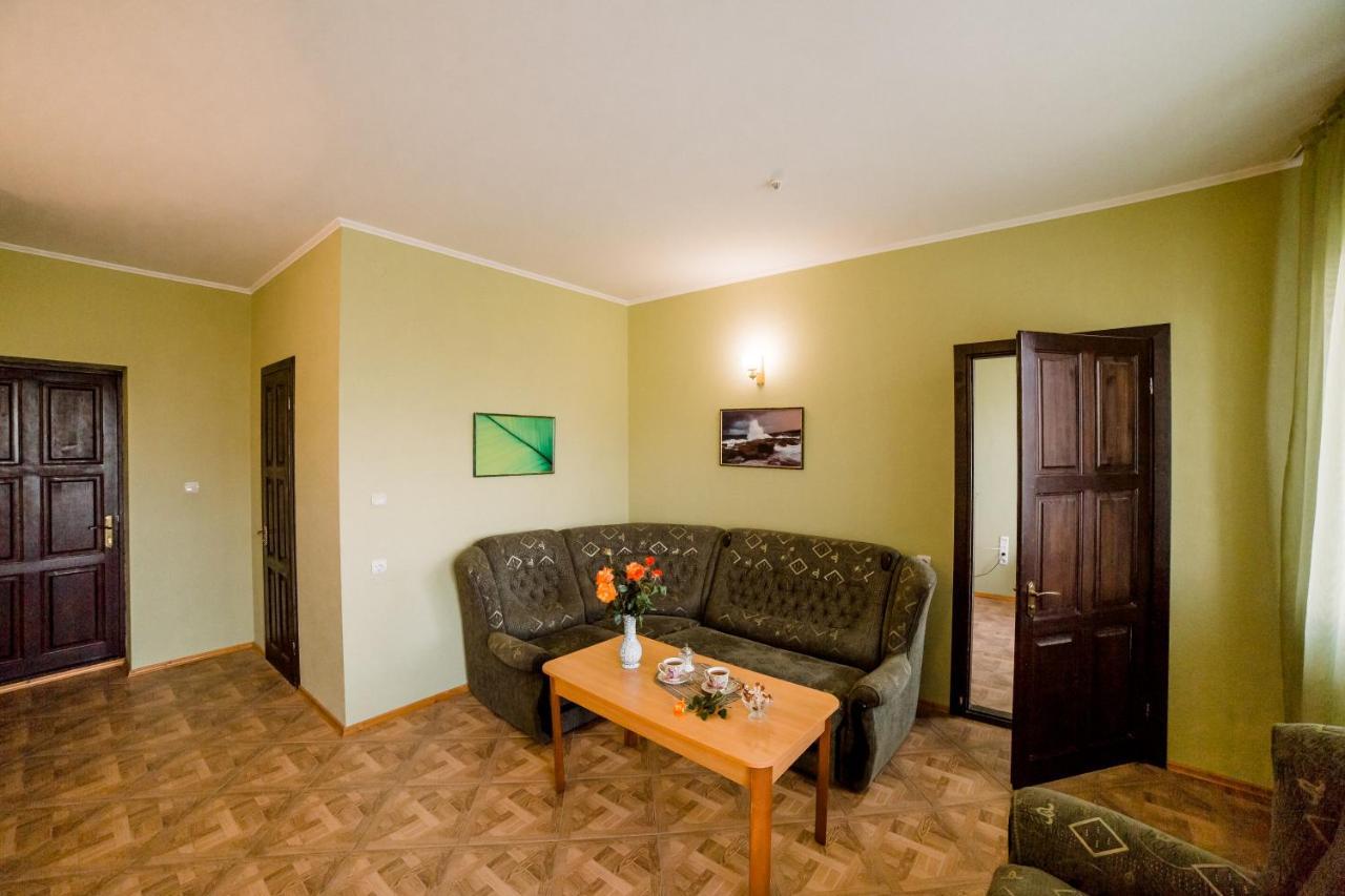 Отель Мелиоратор-Юг Koblewe Exterior foto