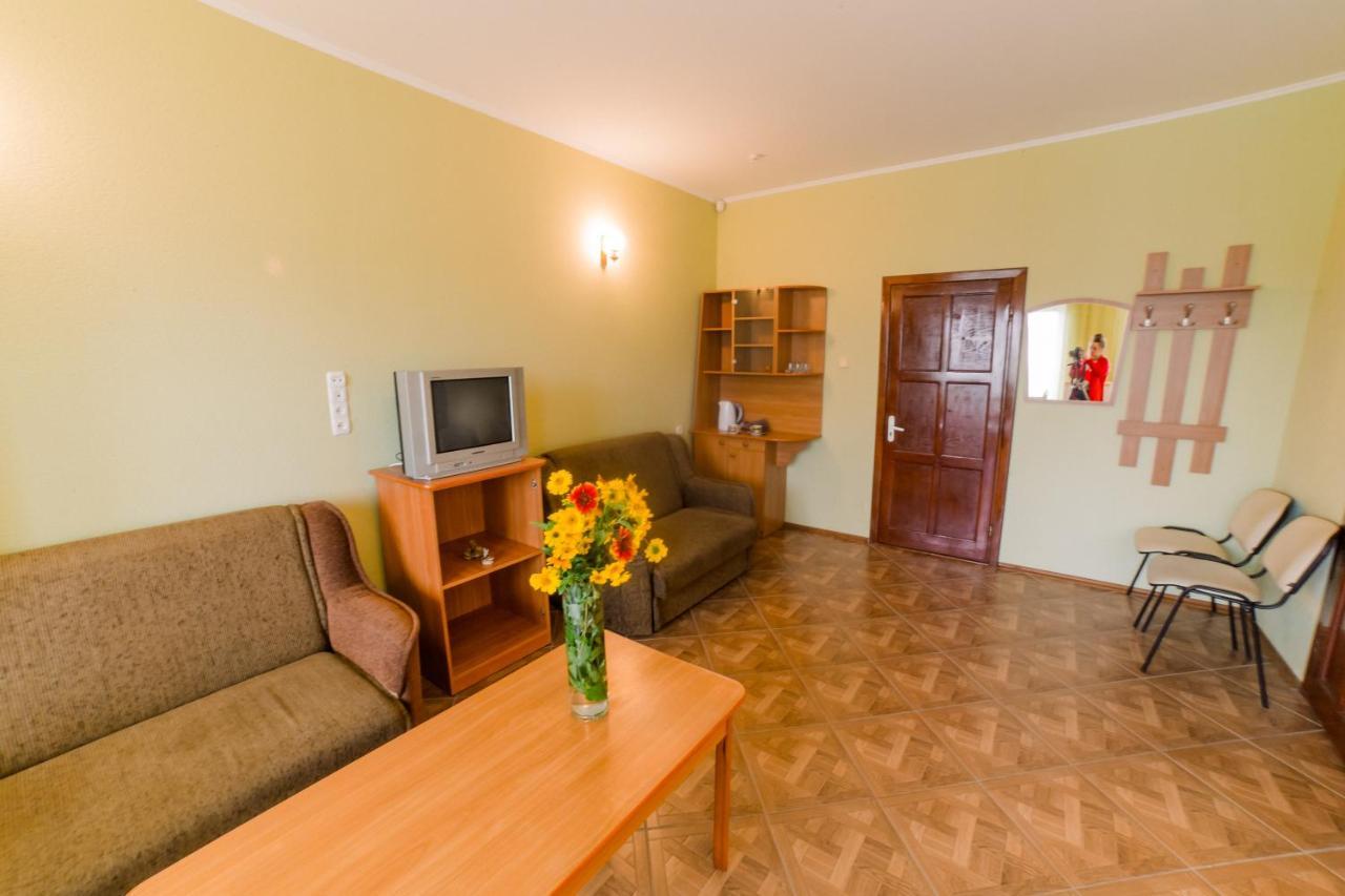 Отель Мелиоратор-Юг Koblewe Exterior foto