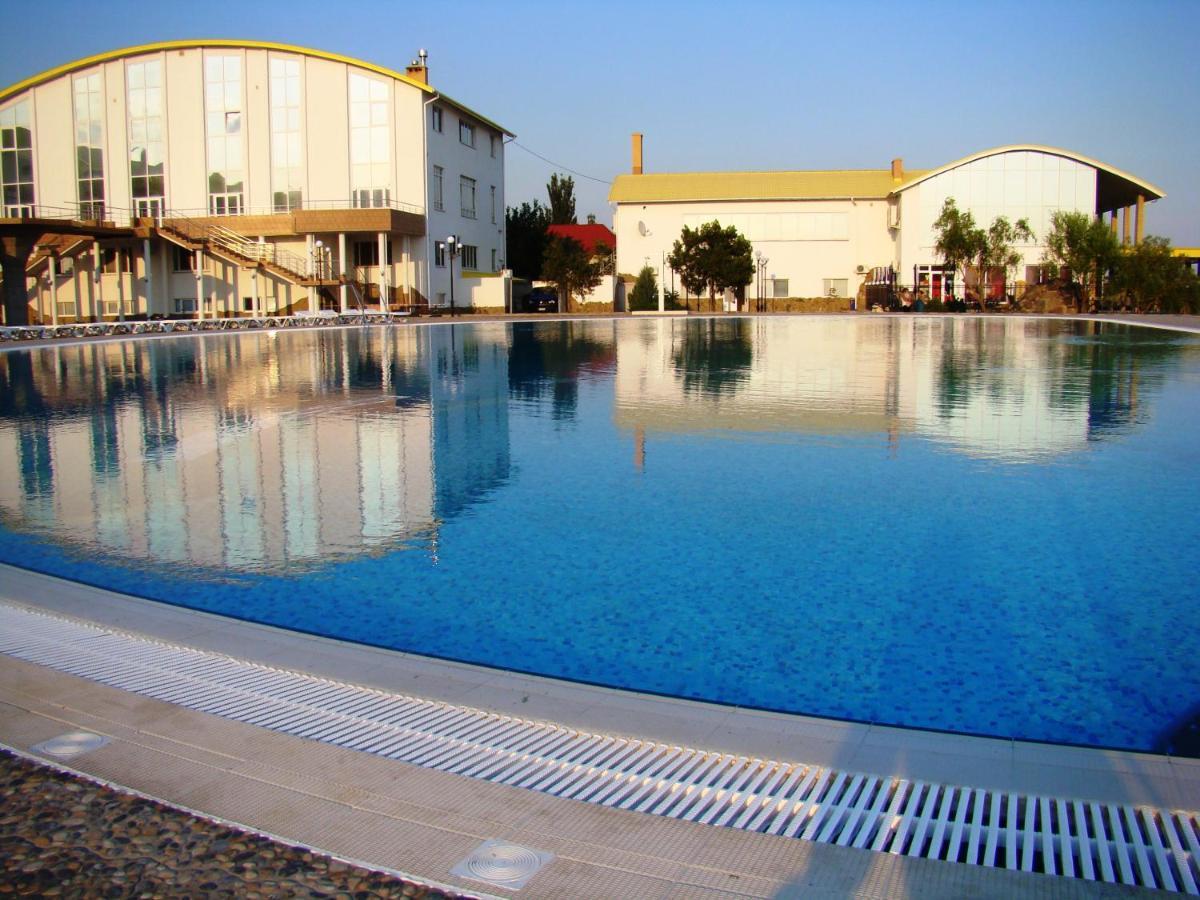 Отель Мелиоратор-Юг Koblewe Exterior foto